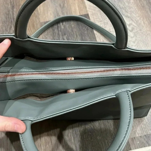 Matt & Nat satchel bag - Picture 3 of 8